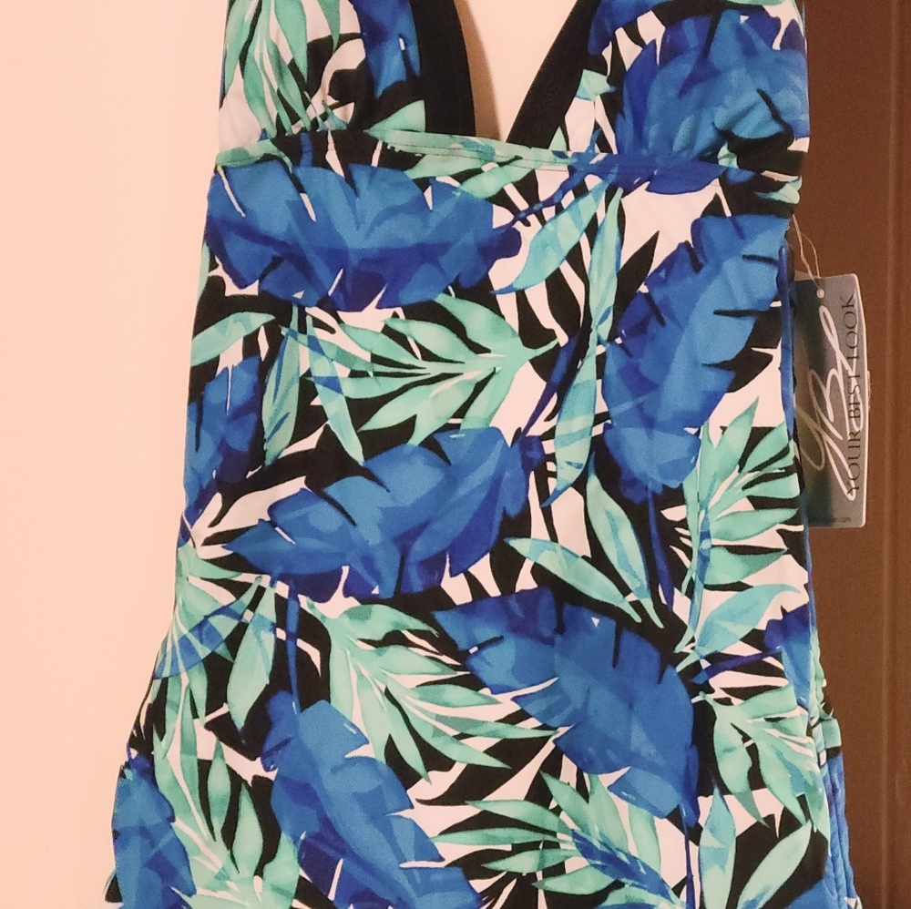 Bathing suit - Picture 4 of 5